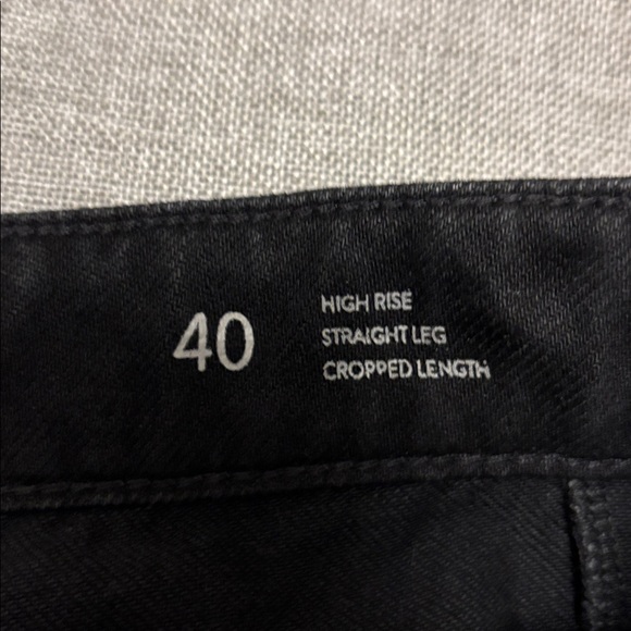 Massimo Dutti Black High-Rise, Straight Leg Jeans. - Picture 4 of 11